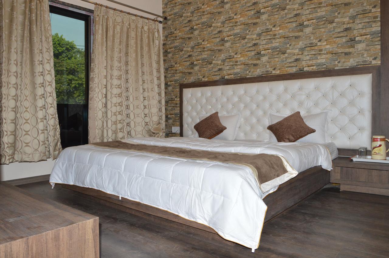 Hotel Ab Palace Jamshedpur Ngoại thất bức ảnh